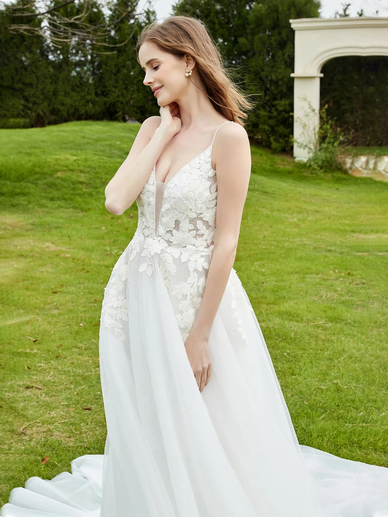 Elegant Plunging V-Neck Bridal Dress With Buttons Ivory