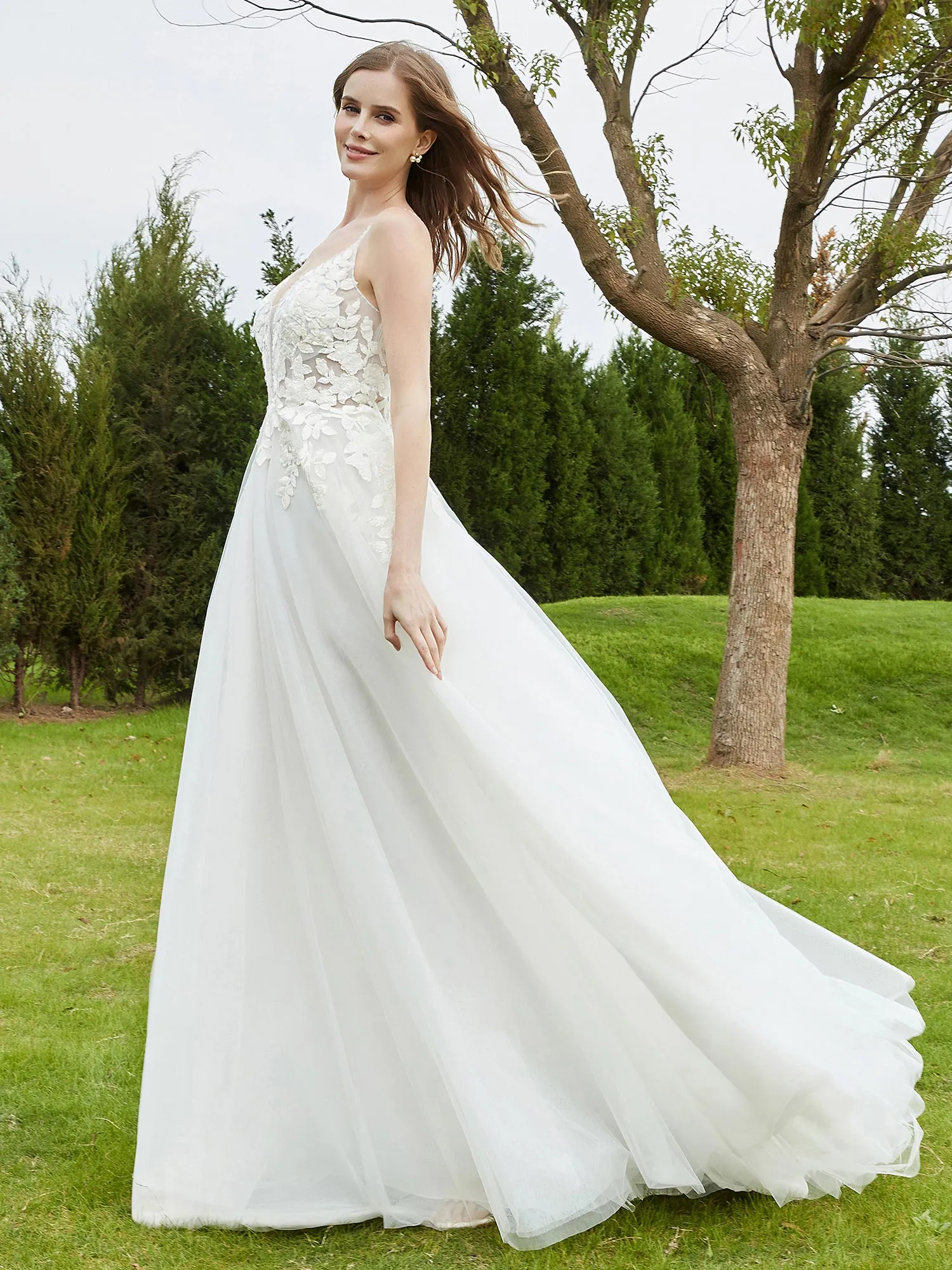 Elegant Plunging V-Neck Bridal Dress With Buttons Ivory