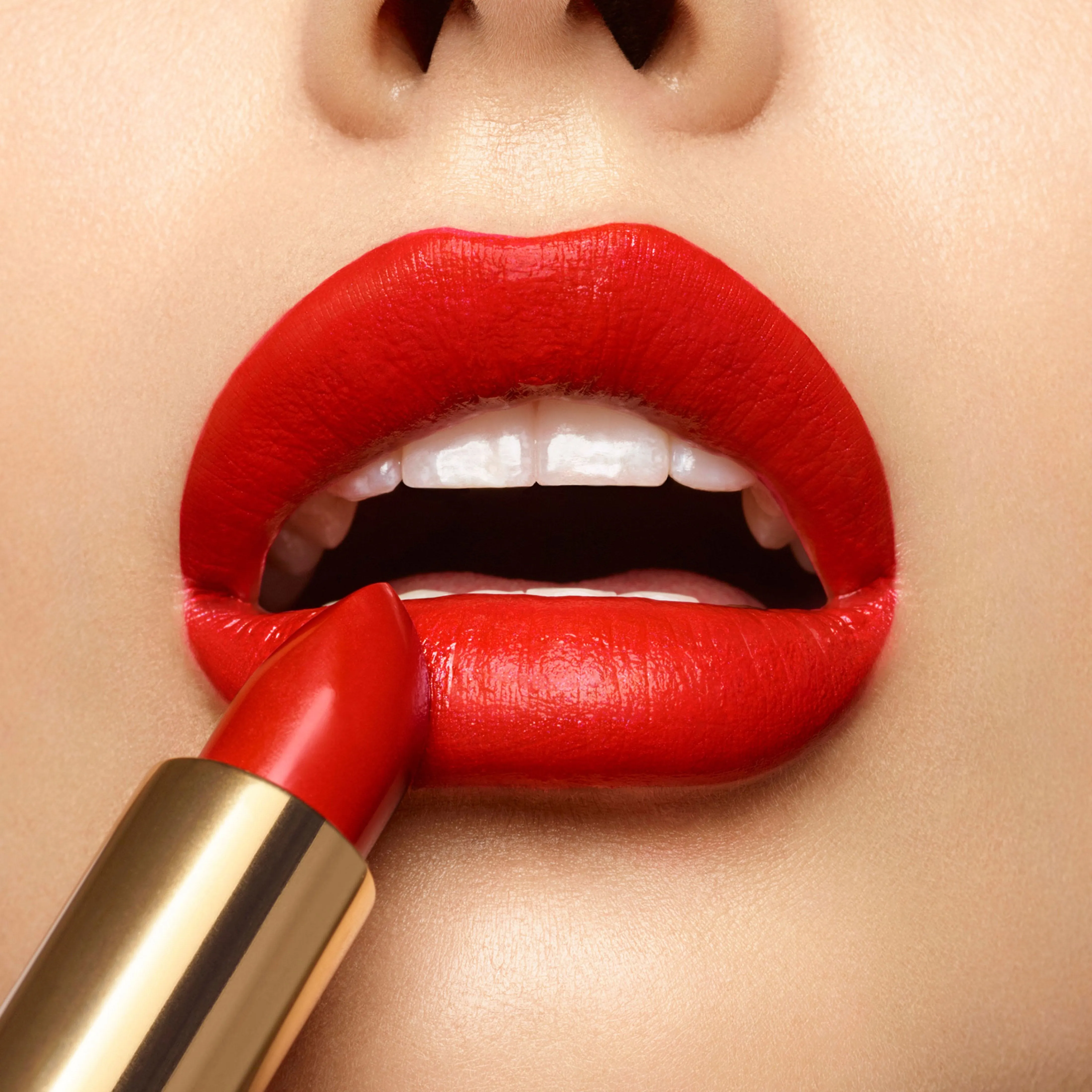Rouge Pur Couture Satin Lipstick