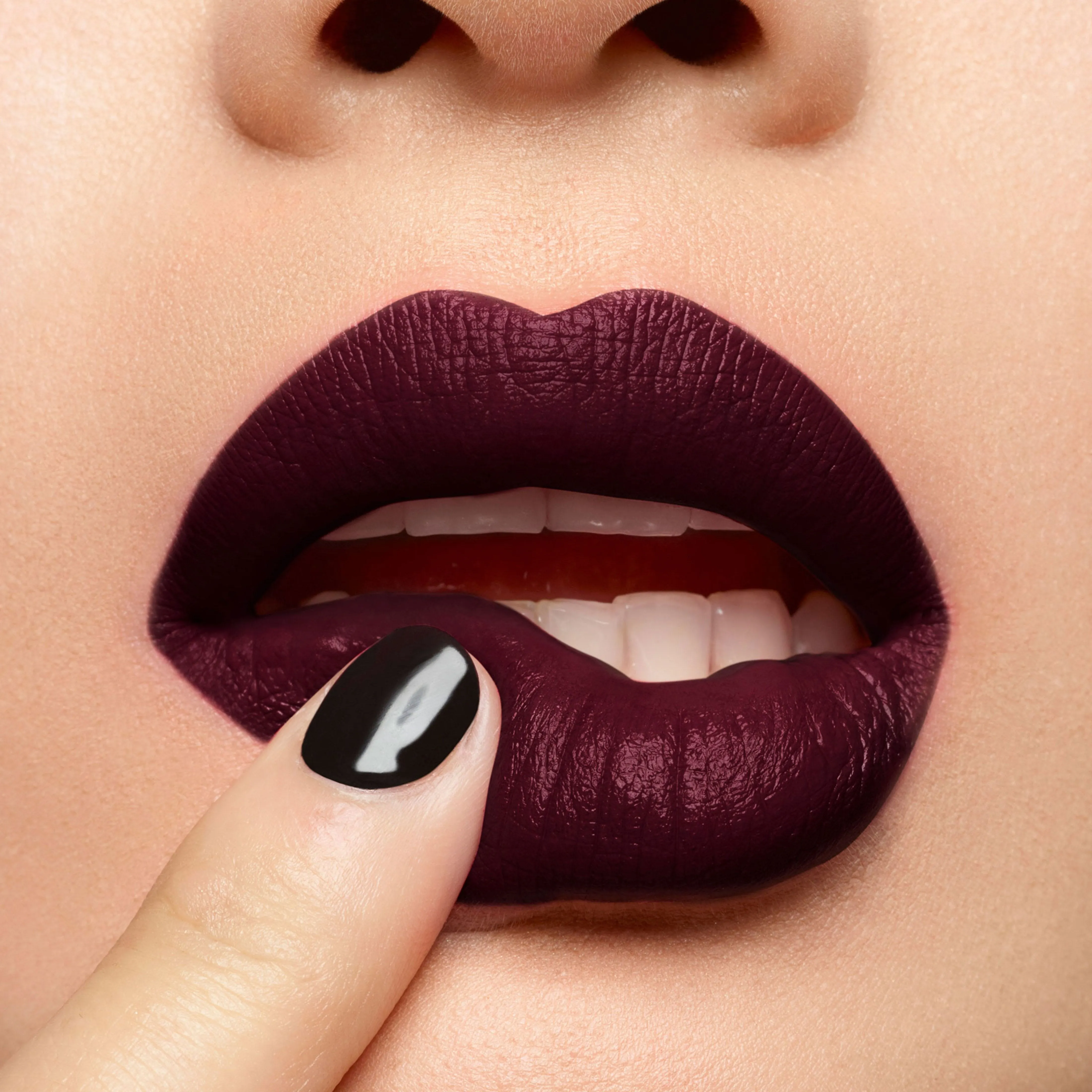 Rouge Pur Couture Satin Lipstick