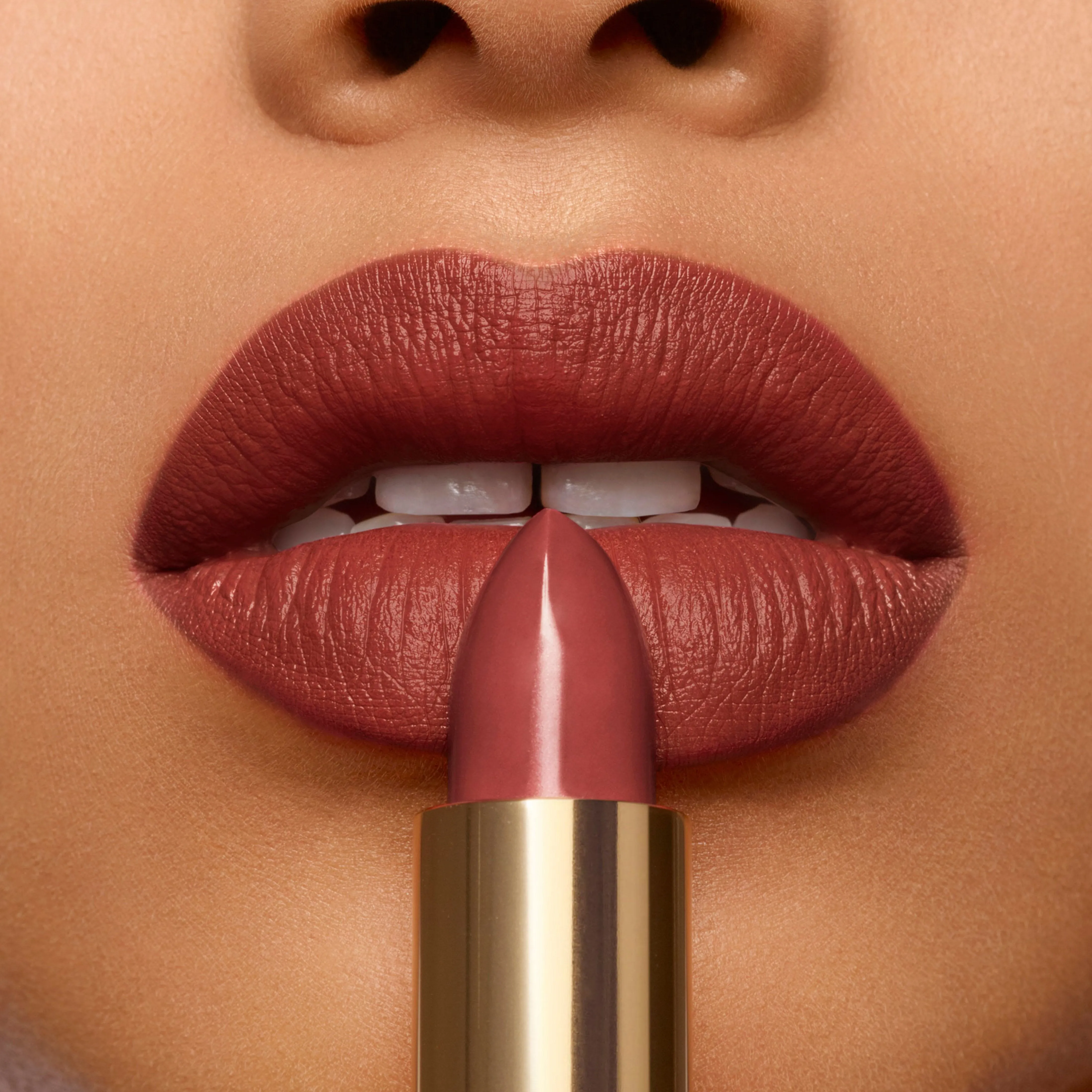 Rouge Pur Couture Satin Lipstick