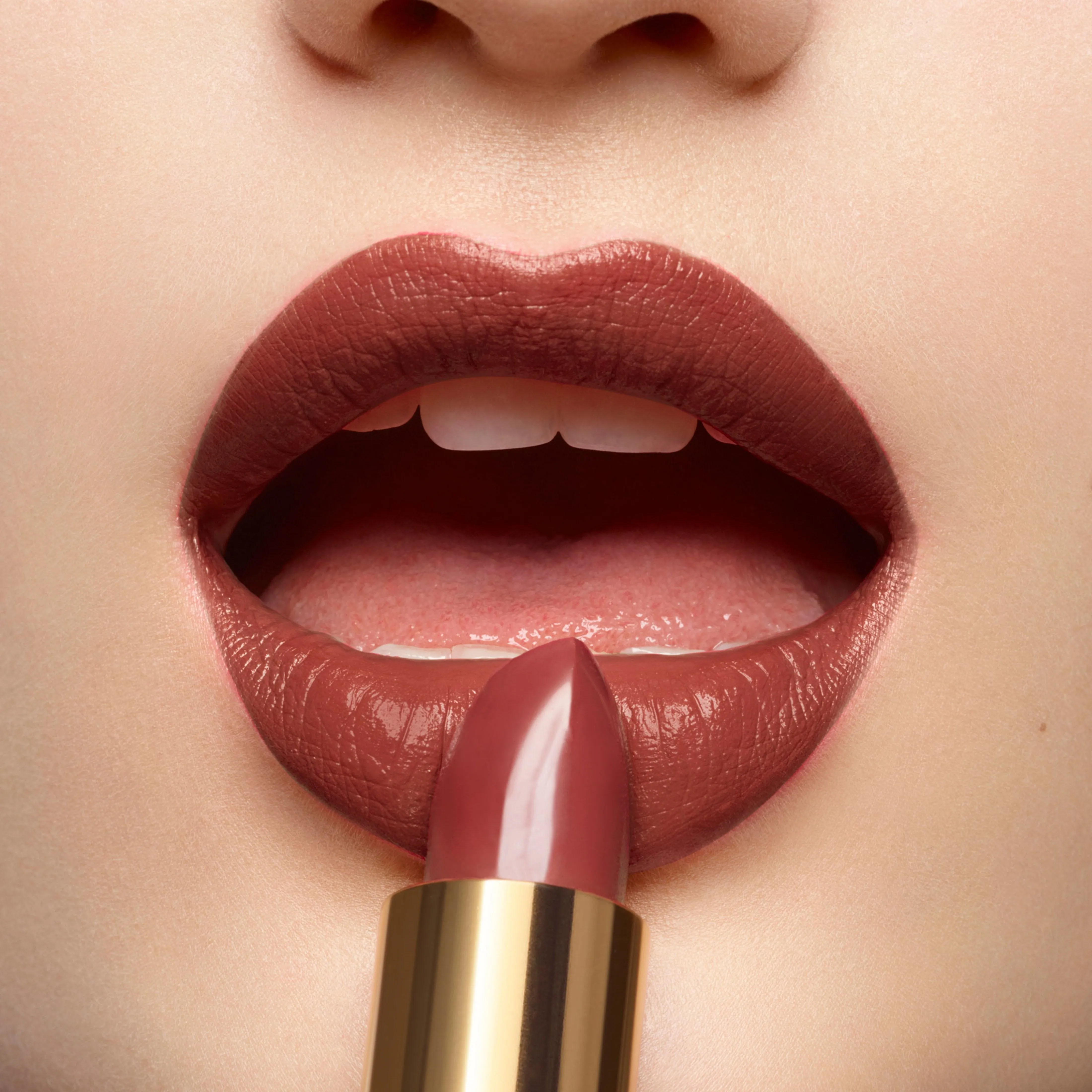 Rouge Pur Couture Satin Lipstick
