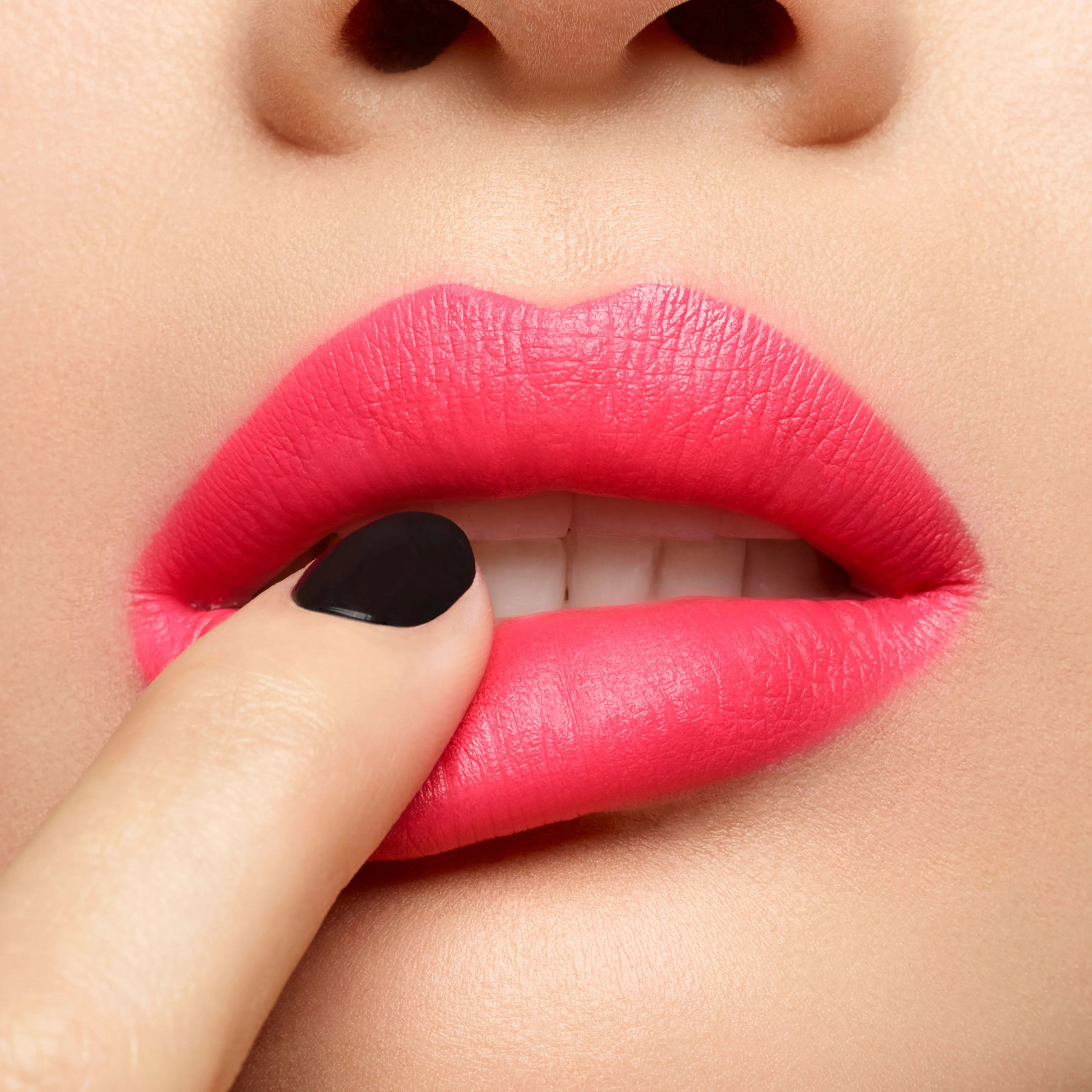 Rouge Pur Couture Satin Lipstick