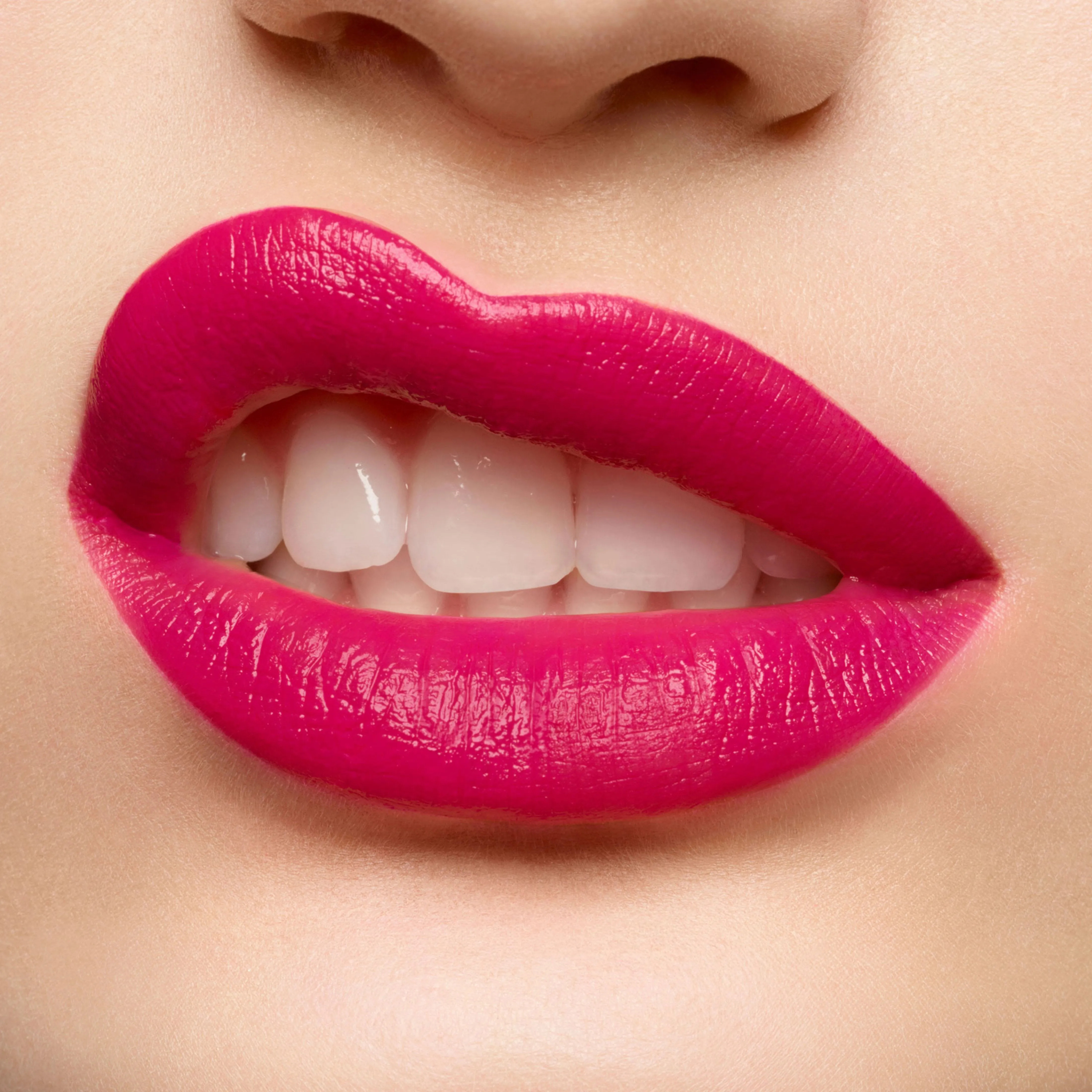 Rouge Pur Couture Satin Lipstick