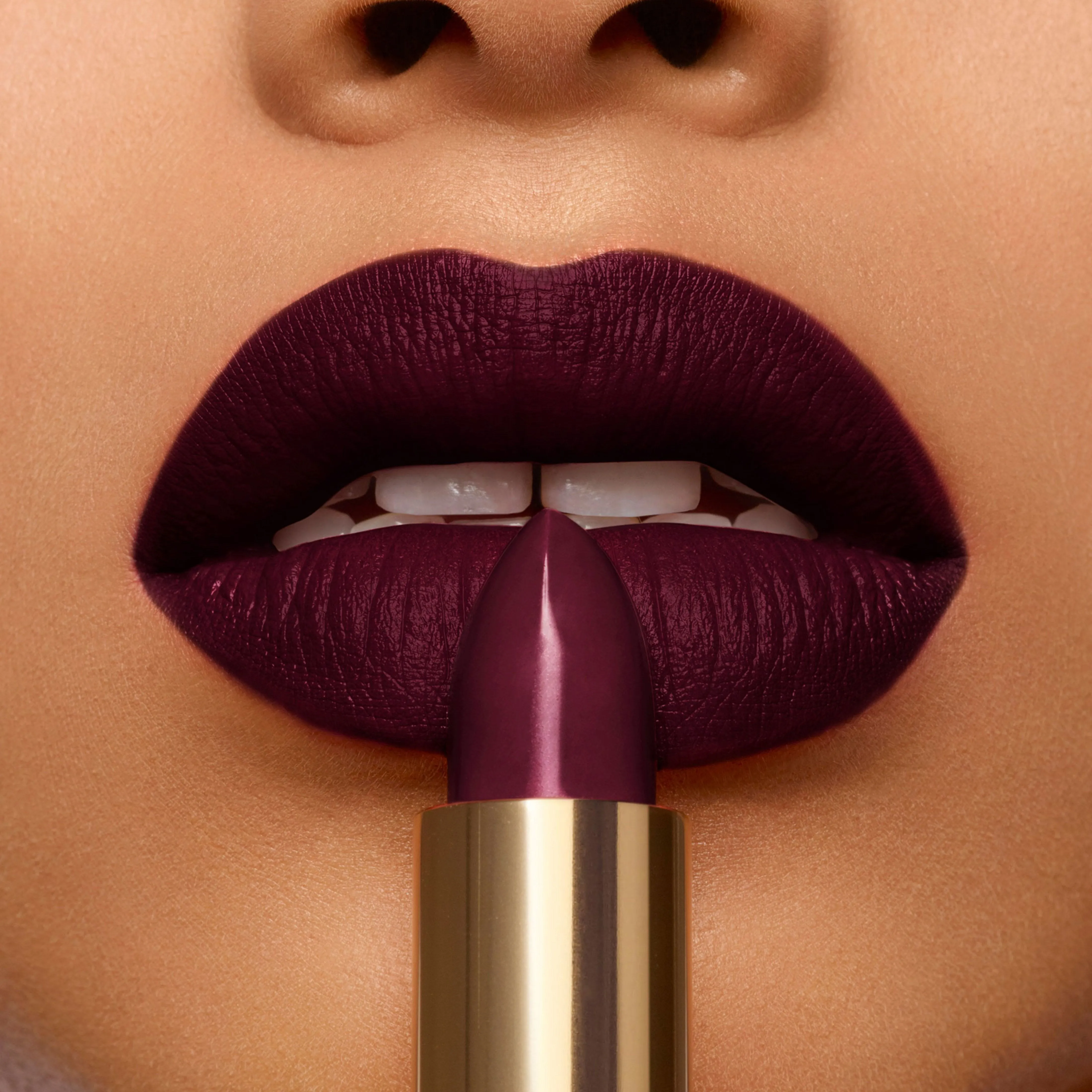 Rouge Pur Couture Satin Lipstick