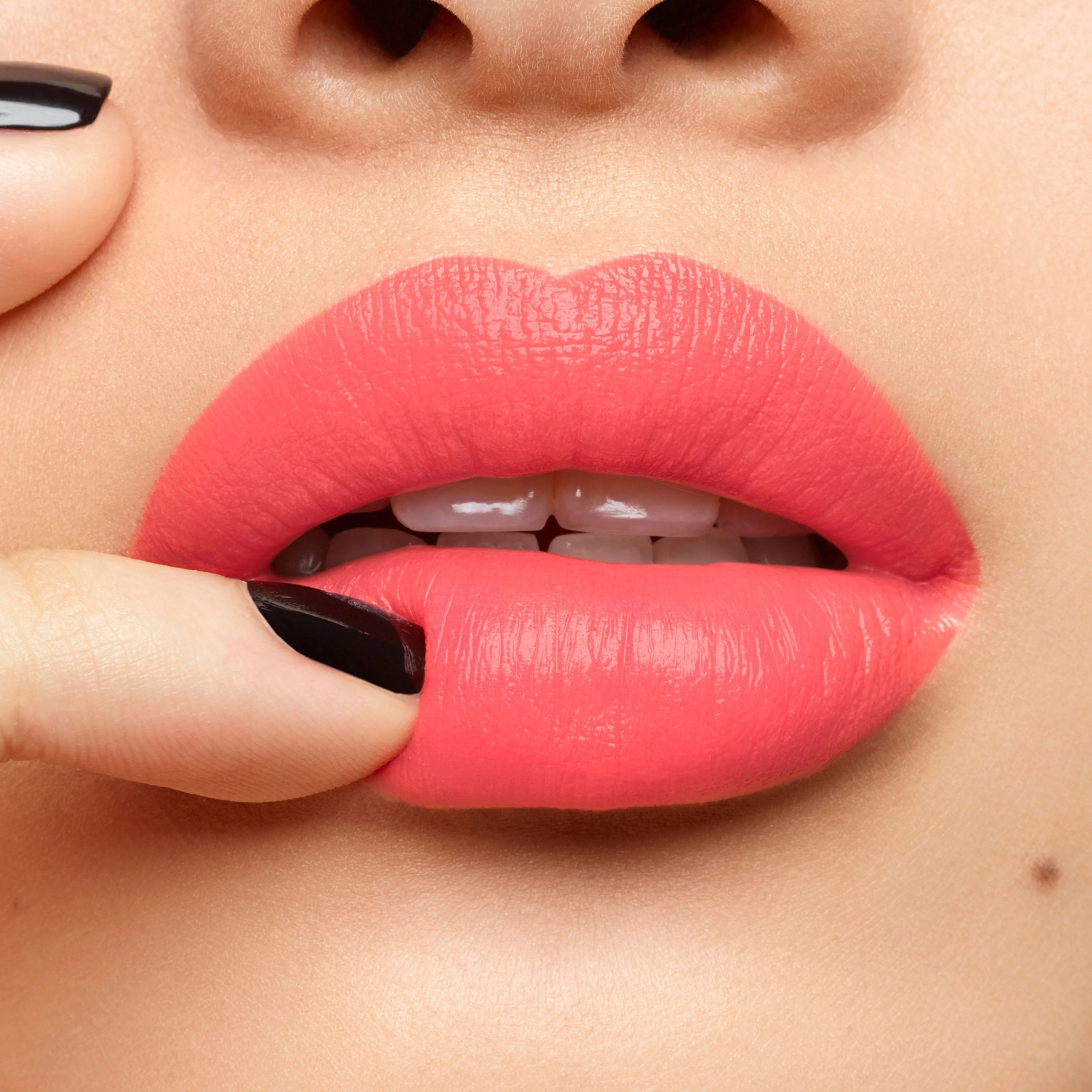 Rouge Pur Couture Satin Lipstick