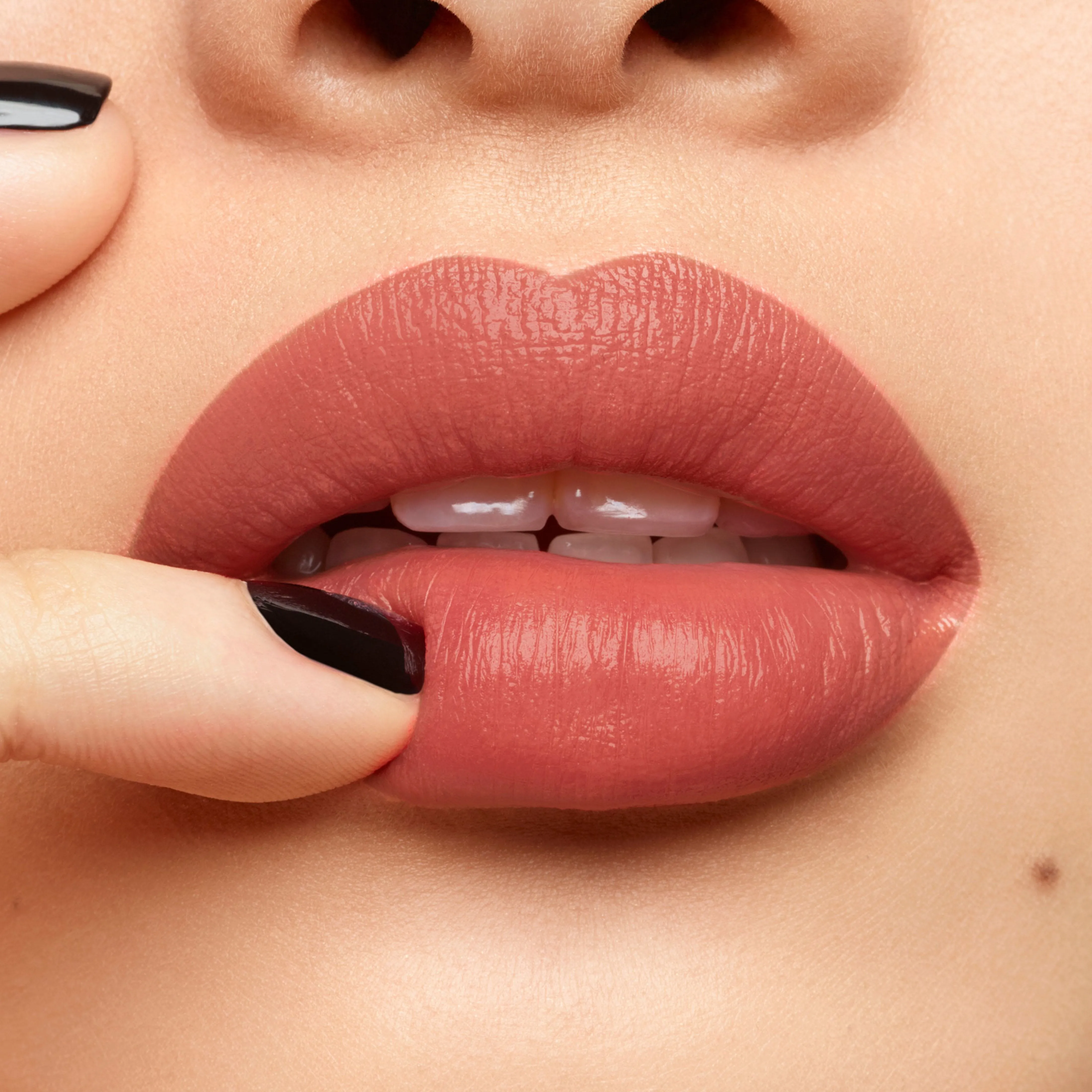 Rouge Pur Couture Satin Lipstick