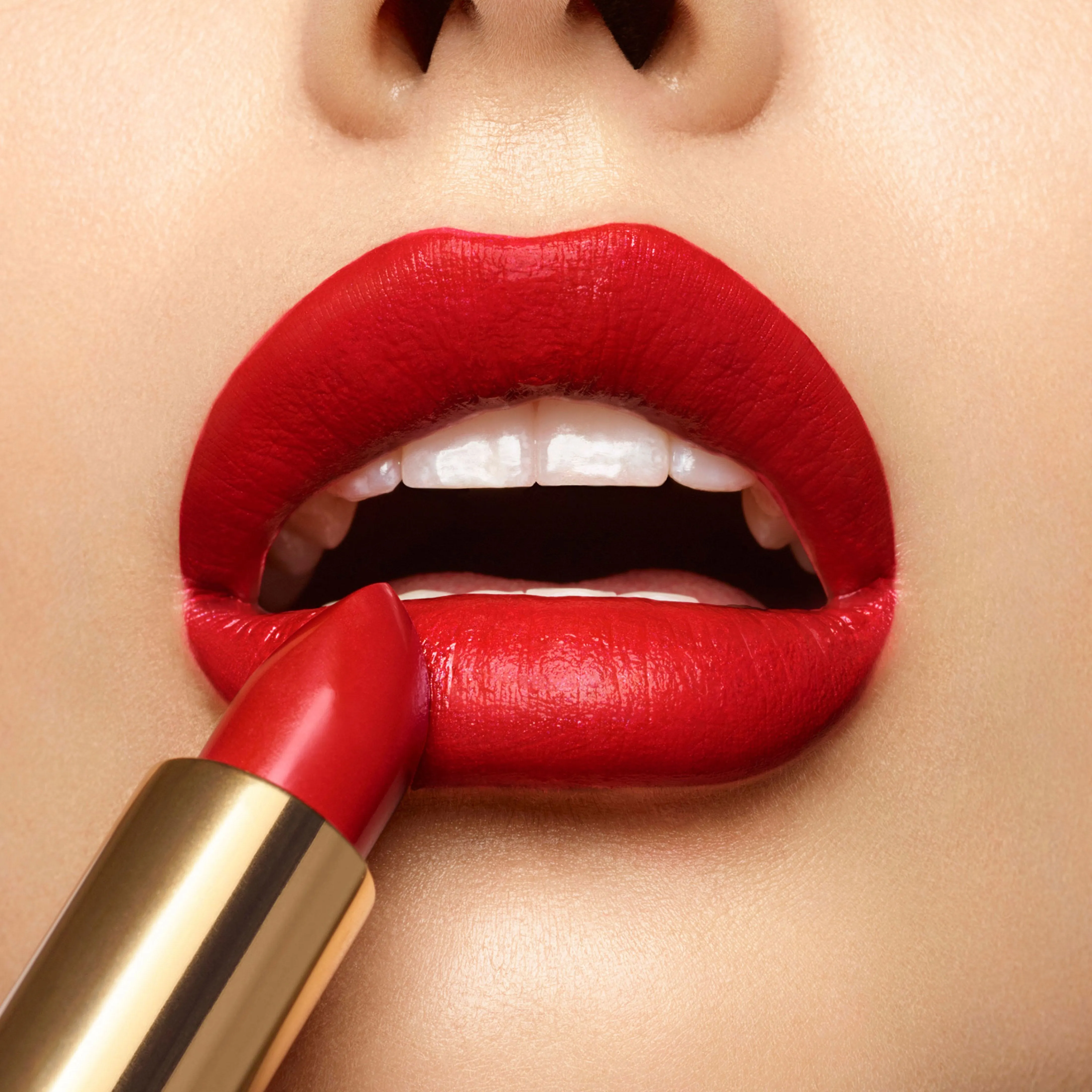 Rouge Pur Couture Satin Lipstick