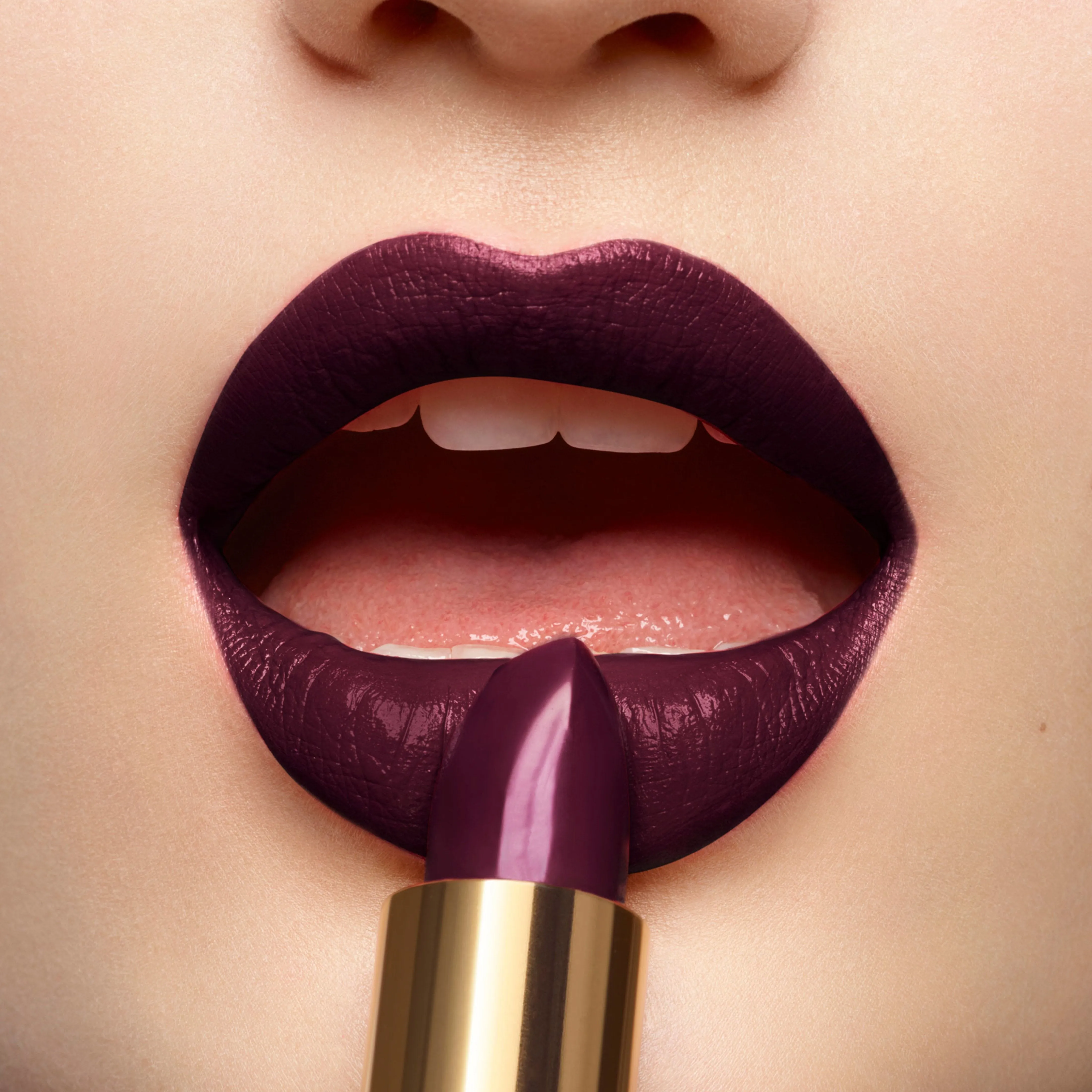 Rouge Pur Couture Satin Lipstick