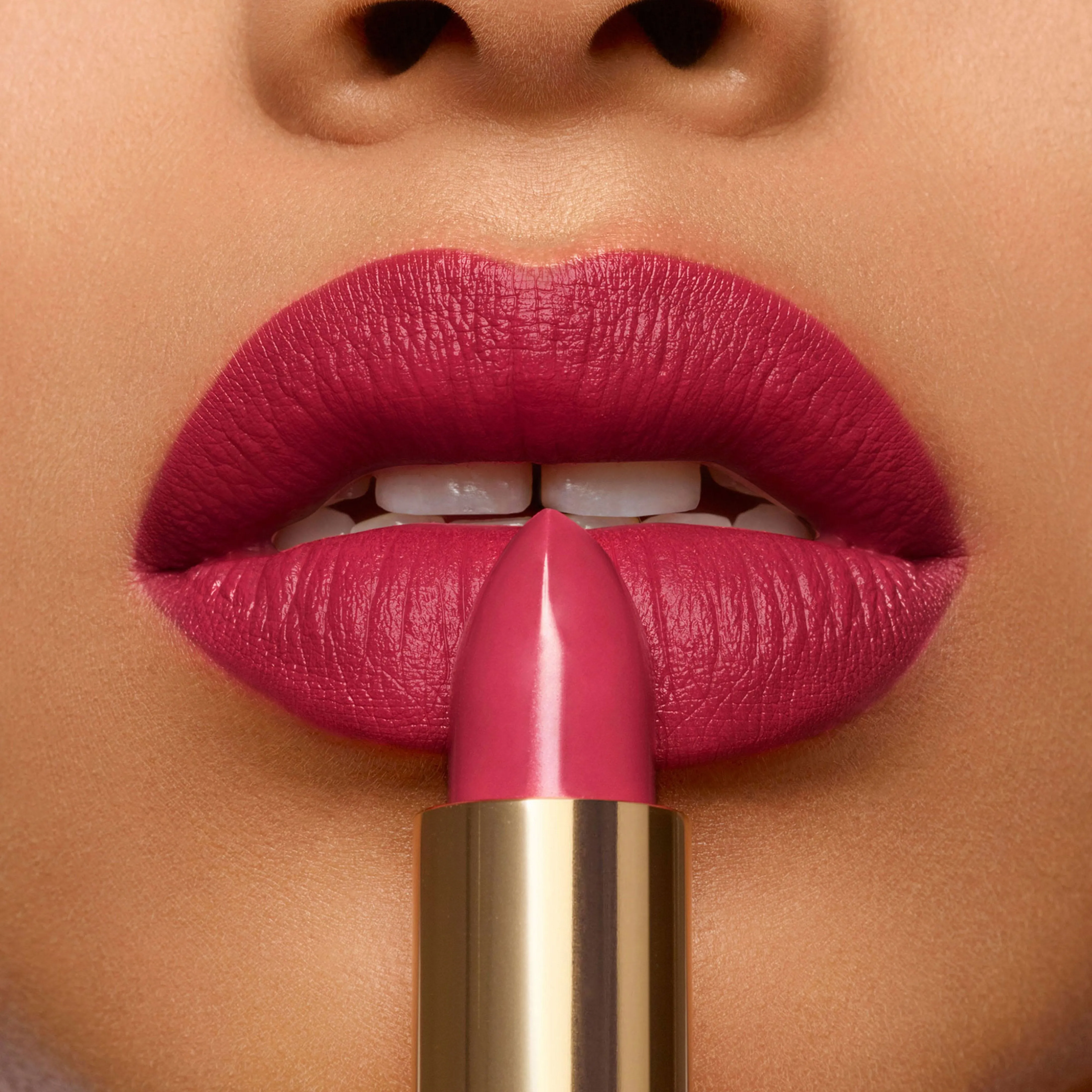 Rouge Pur Couture Satin Lipstick