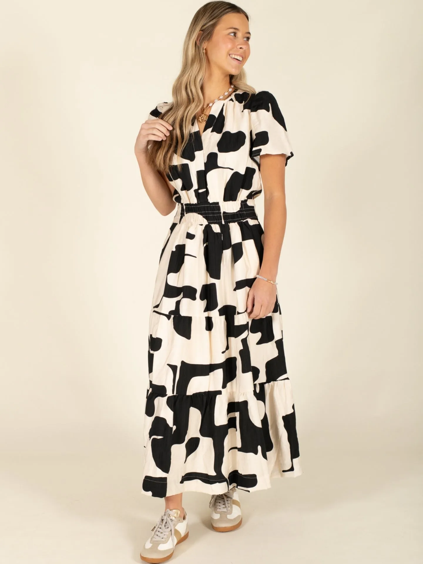 Short Sleeve Tiered Print Dress