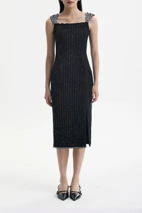 SPLIT FRONT DRESS IN BLACK
